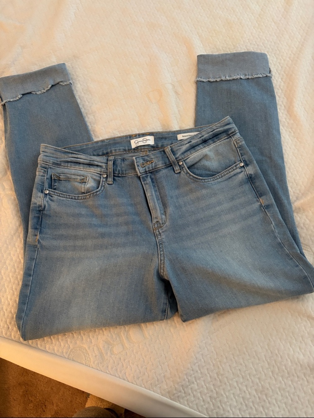 relaxed skinny crop jeans